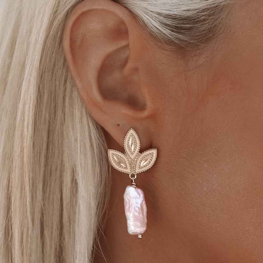 Ryann - Pearl Bridal Earrings